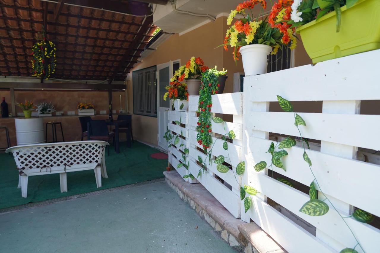 B&B Ciro Pompei Bagian luar foto