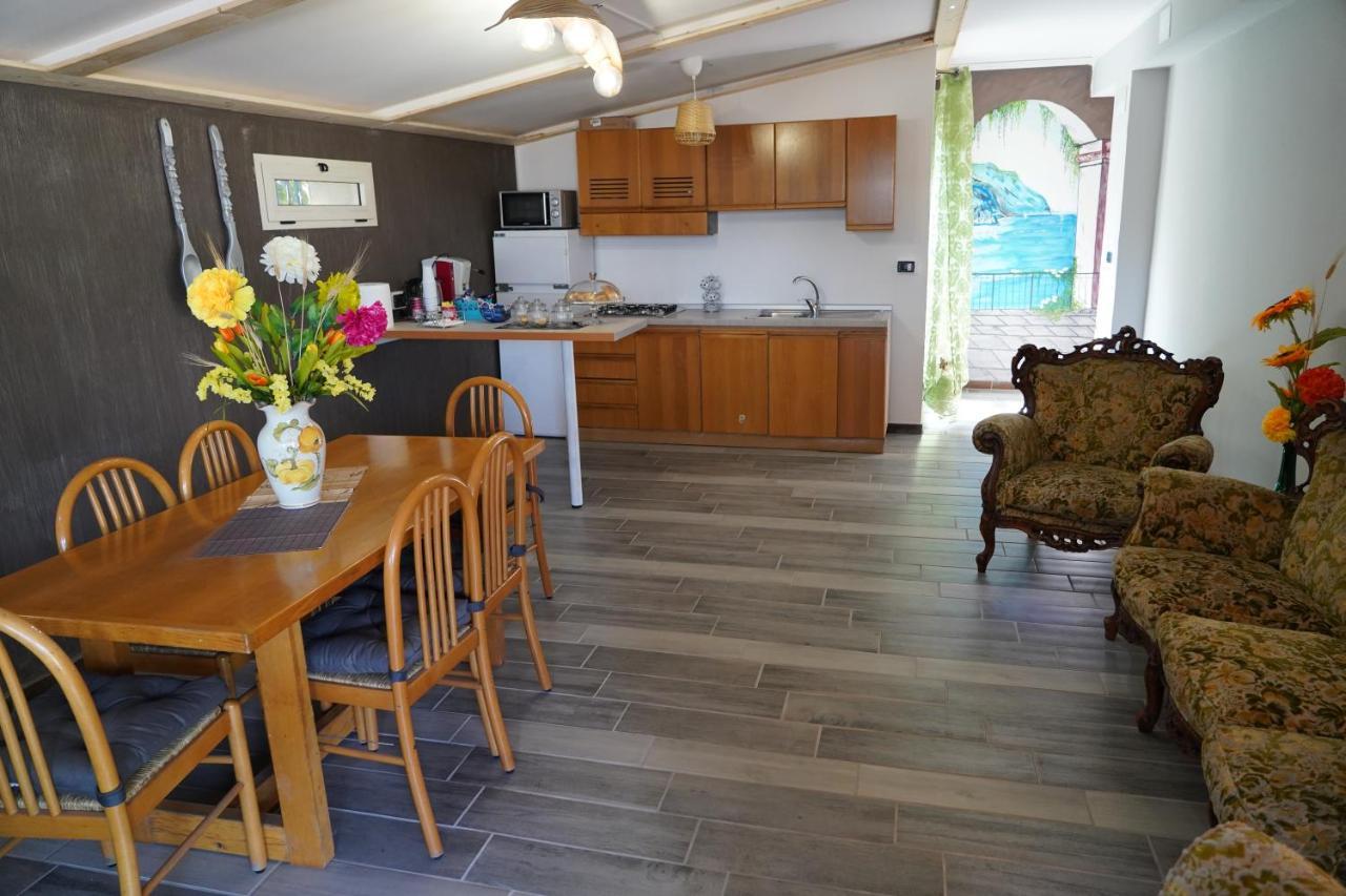 B&B Ciro Pompei Bagian luar foto
